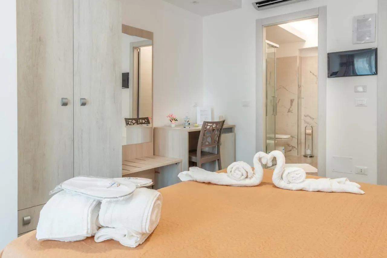 Mediterraneo Palace Luxury Affittacamere Pachino